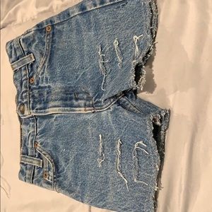 Levi vintage distressed shorts for girls